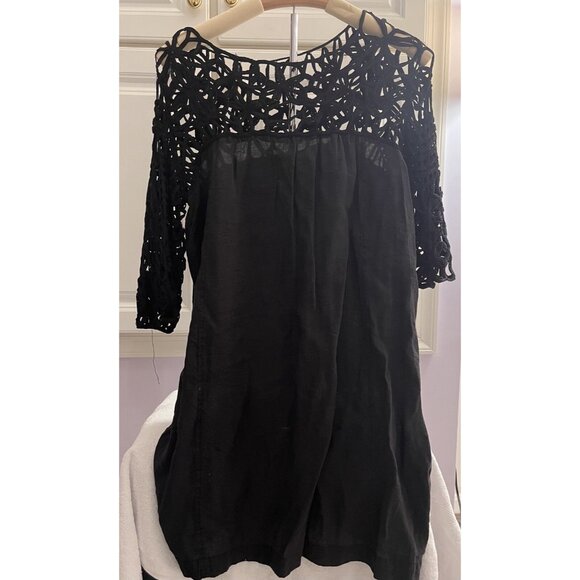 Hot and Delicious Women’s Black Top Size M Casual Chic Stylish Trendy Blouse - Picture 1 of 4